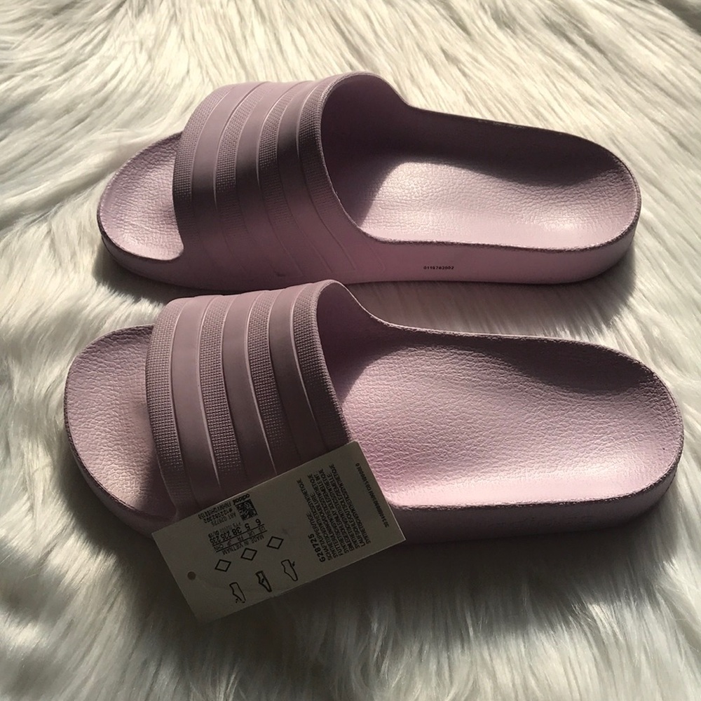 LAST PAIR! Women’s Pale Pink Adidas Slides - Picture 5 of 5